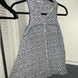 sleeveless , floral, button up top